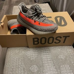 YEEZY 350 BOOST